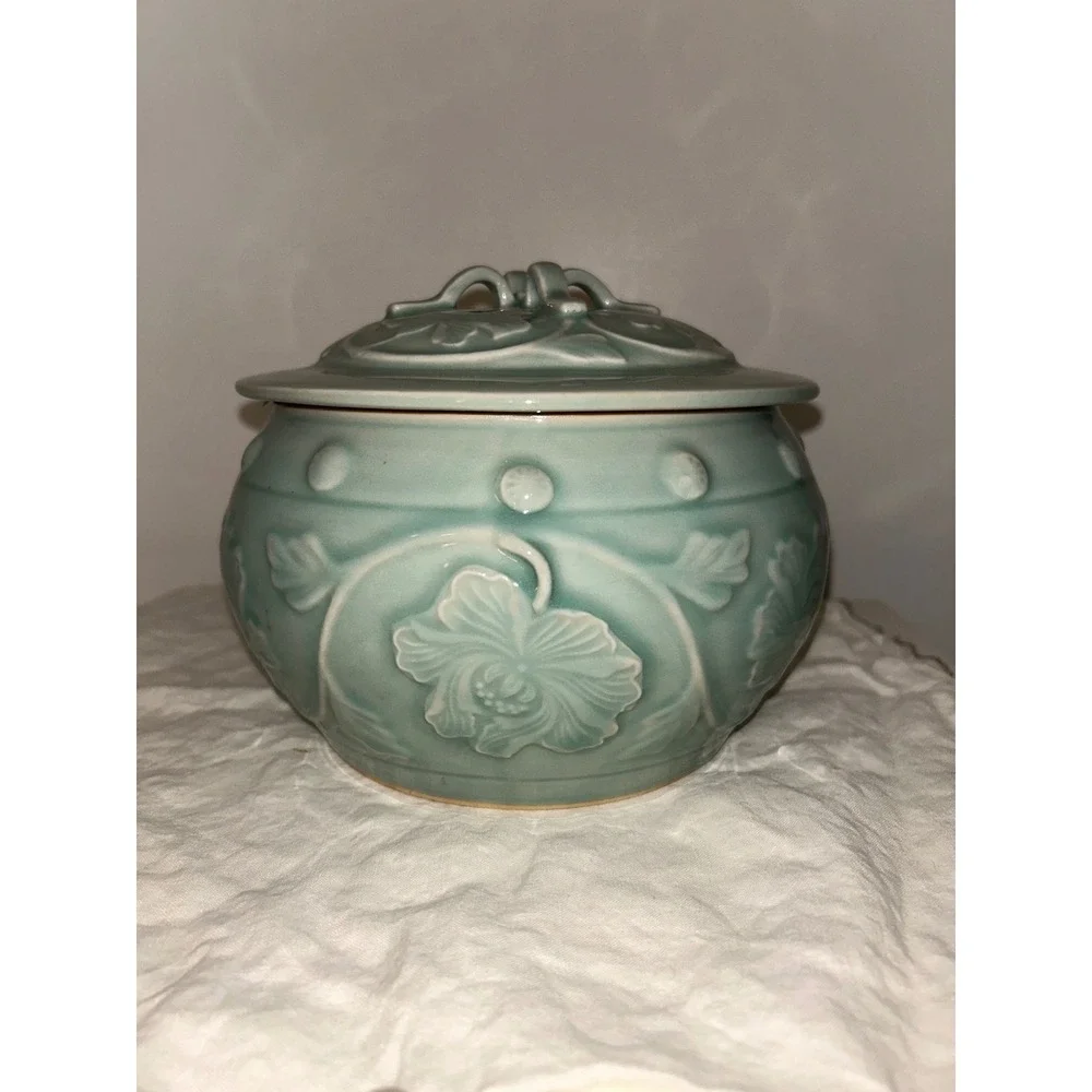 Vintage Korean Celadon Ginger Jar Lidded Ceramic Floral Relief Green Pottery